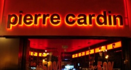 Обемни букви Магазин "Pierre Cardin" Бургас