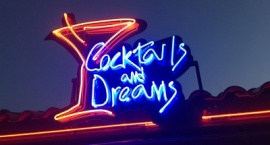 Неон "Cocktails & dreams" Св. Влас